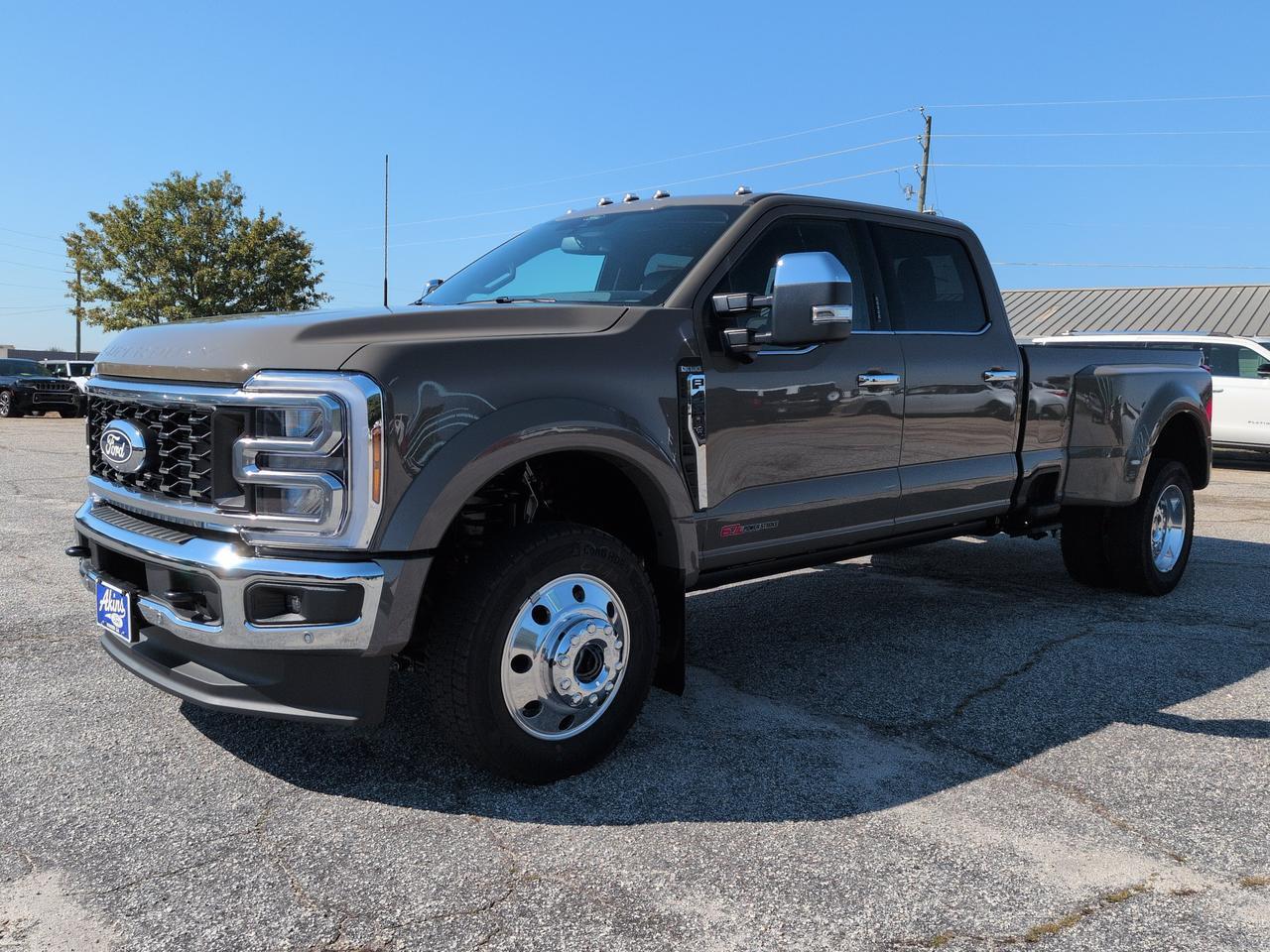 2027 Ford Super Duty F-450 DRW King Ranch Appleton WI