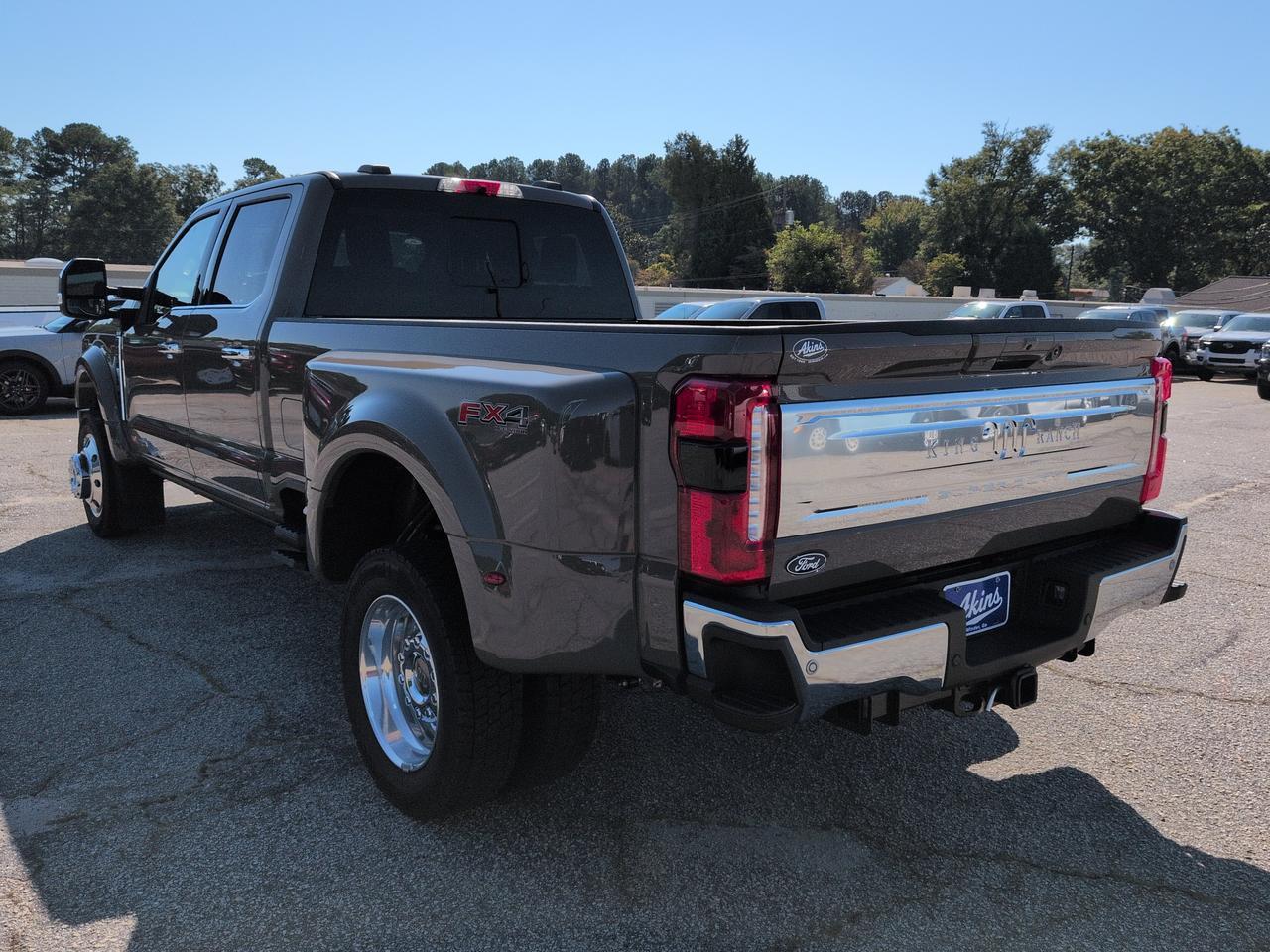 2027 Ford Super Duty F-450 DRW King Ranch Winder GA