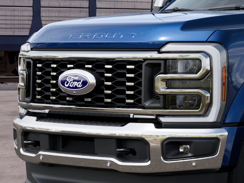 2027 Ford Super Duty F-450 DRW LARIAT Appleton WI
