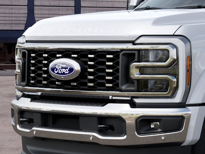 2027 Ford Super Duty F-450 DRW LARIAT Winder GA