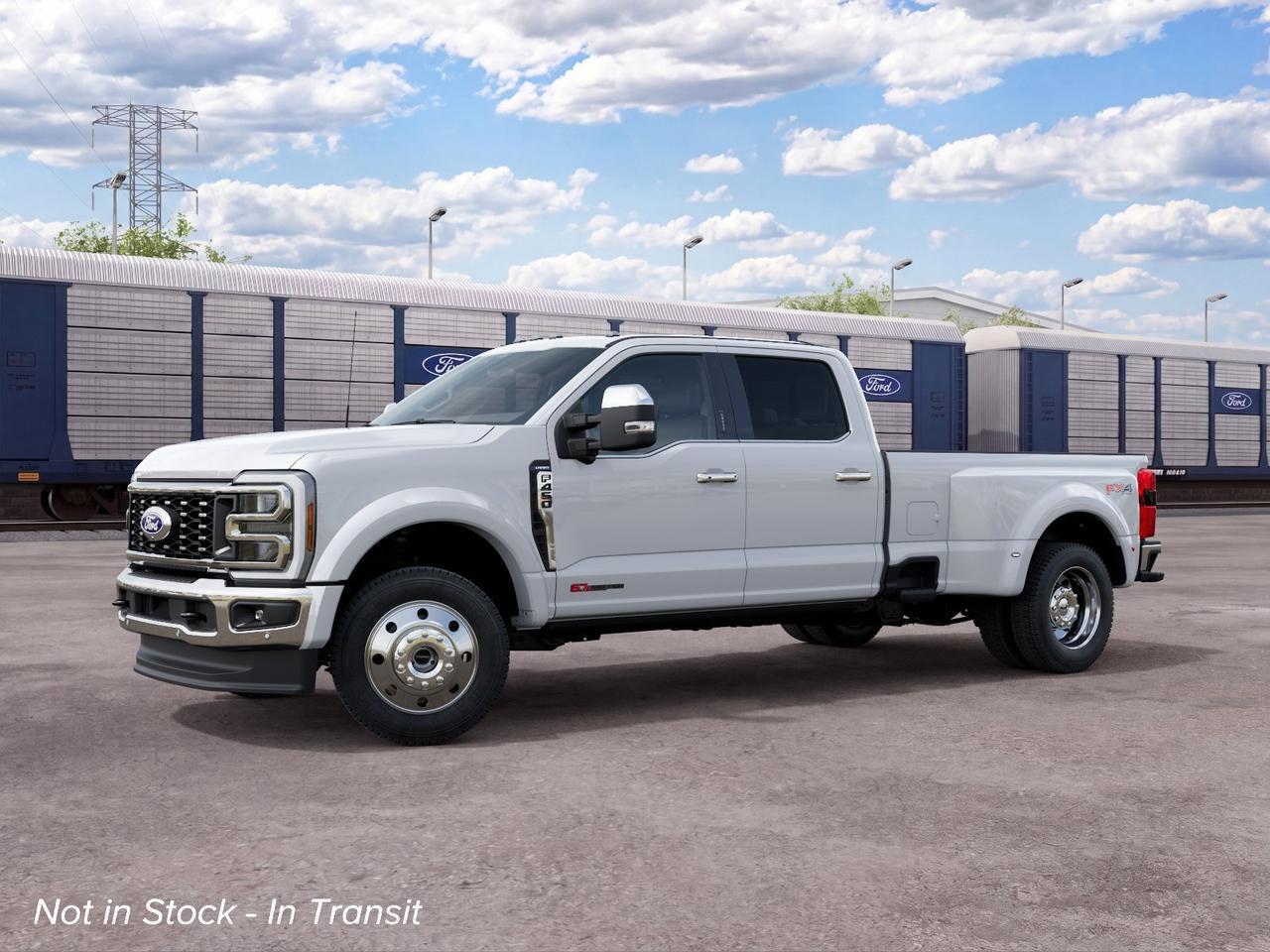 2027 Ford Super Duty F-450 DRW LARIAT