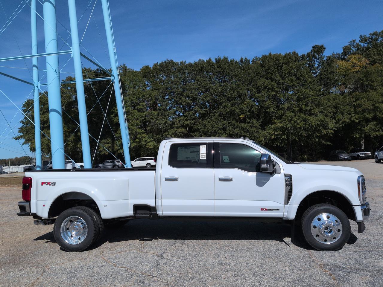 2027 Ford Super Duty F-450 DRW LARIAT Winder GA
