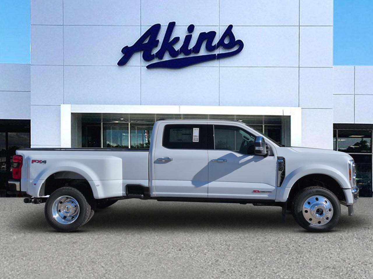 2027 Ford Super Duty F-450 DRW