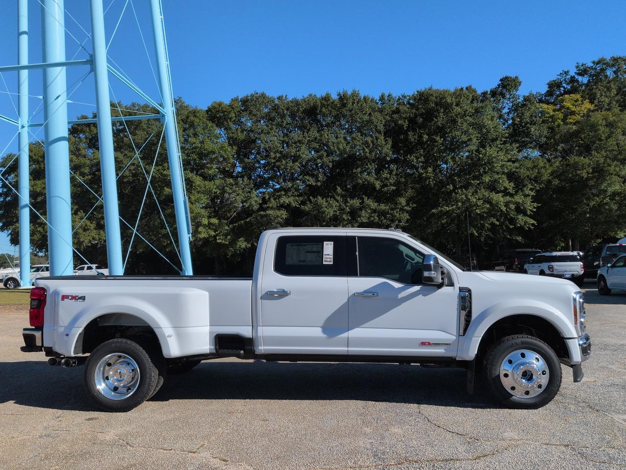 2027 Ford Super Duty F-450 DRW LARIAT Winder GA