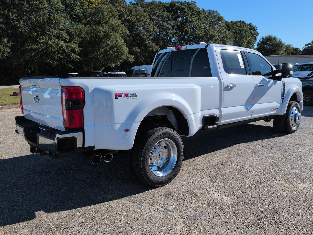 2027 Ford Super Duty F-450 DRW LARIAT Winder GA