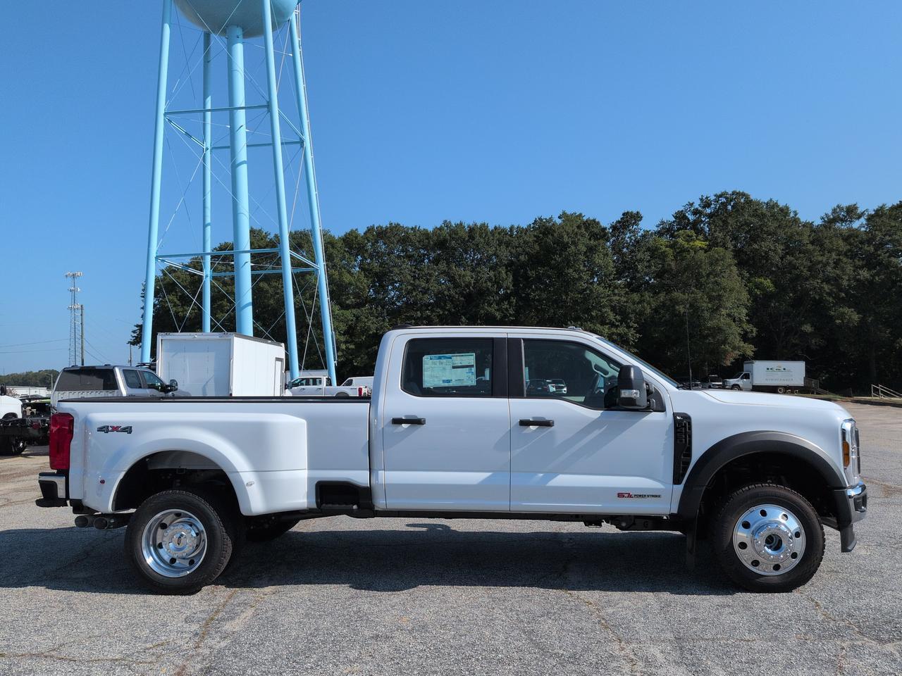 2027 Ford Super Duty F-450 DRW