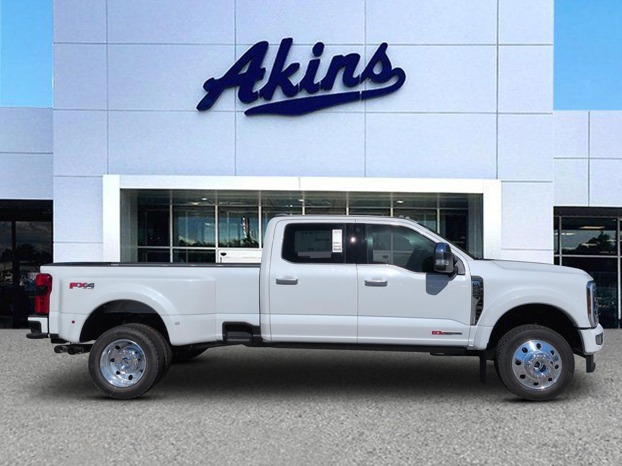 2027 Ford Super Duty F-450 DRW Platinum