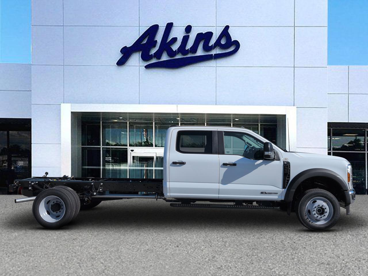 2027 Ford Super Duty F-450 DRW