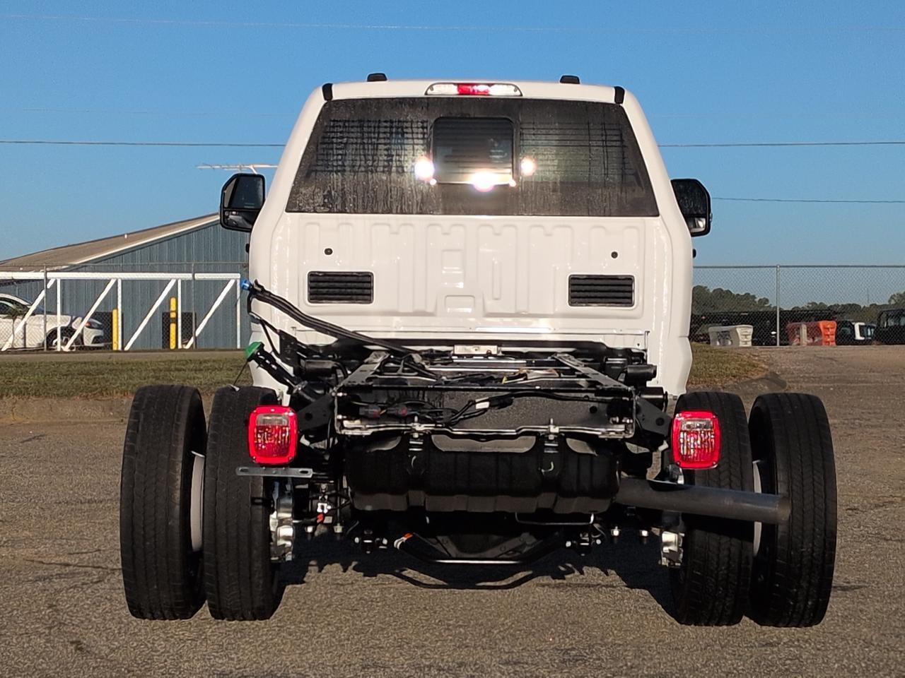 2027 Ford Super Duty F-450 DRW XL Appleton WI