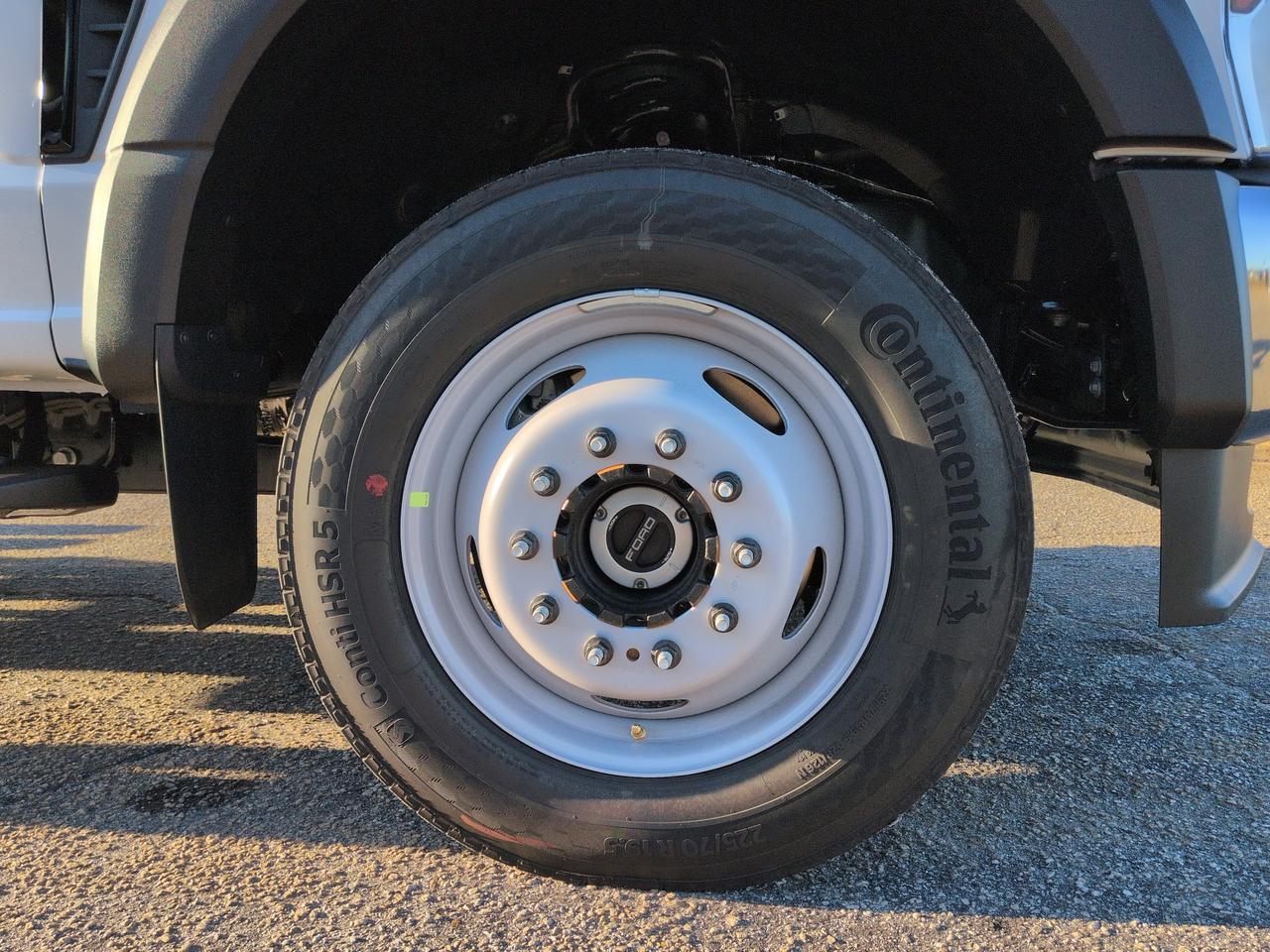 2027 Ford Super Duty F-450 DRW XL Appleton WI