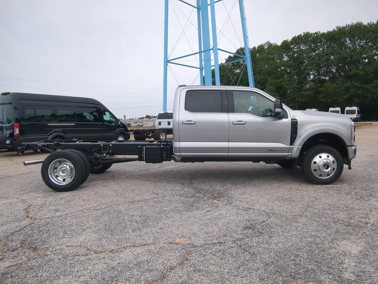 2027 Ford Super Duty F-550 DRW Base Appleton WI