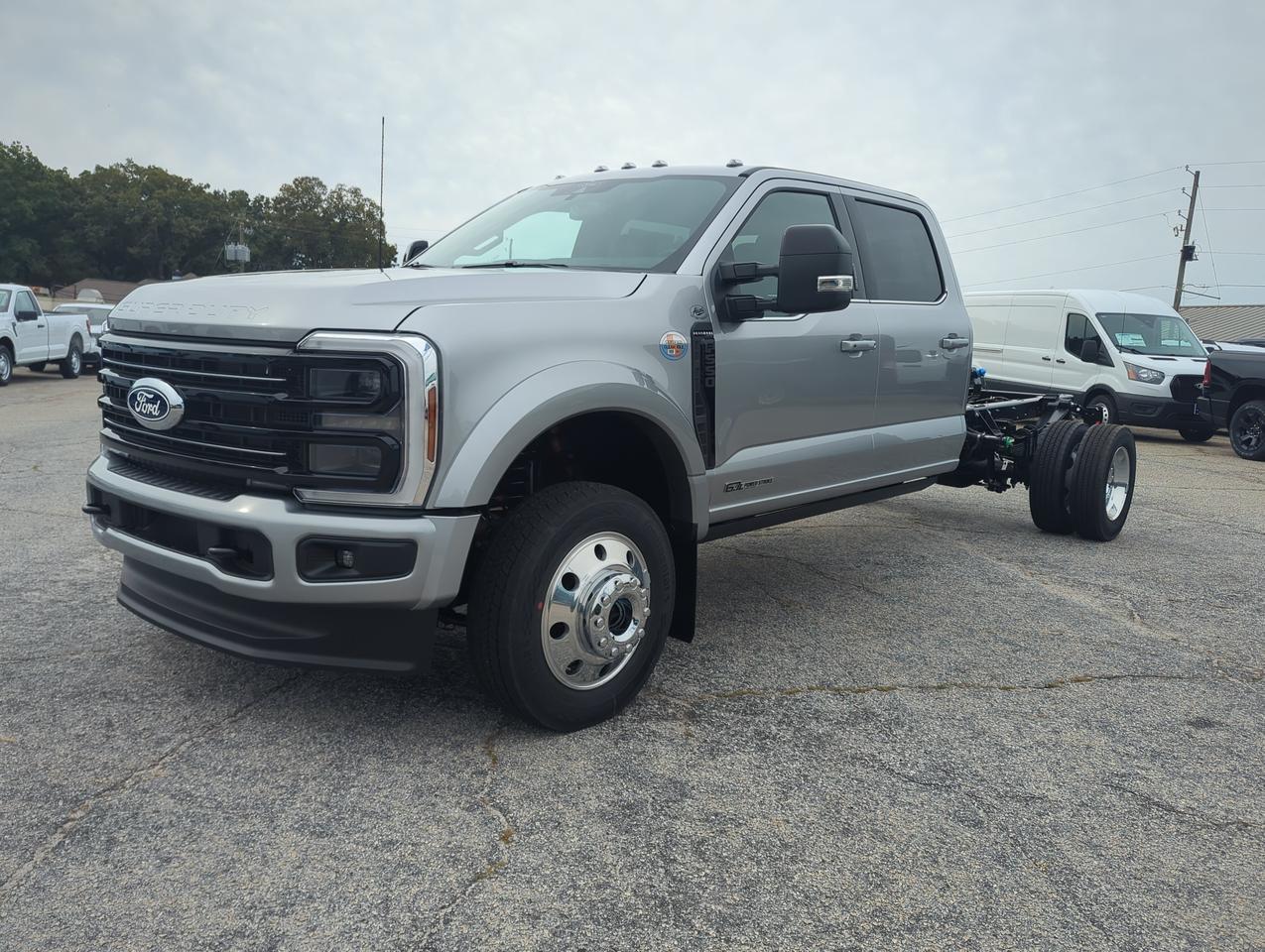 2027 Ford Super Duty F-550 DRW Base Appleton WI