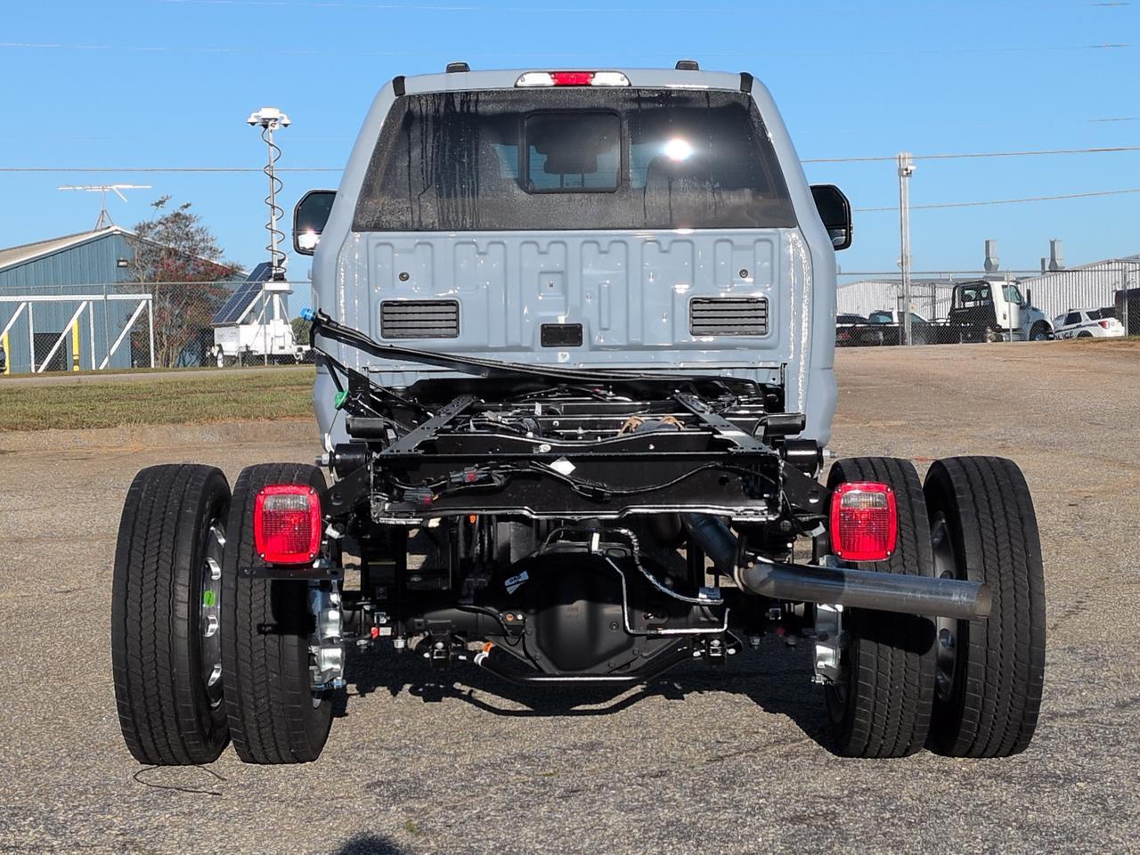 2027 Ford Super Duty F-550 DRW Base Appleton WI