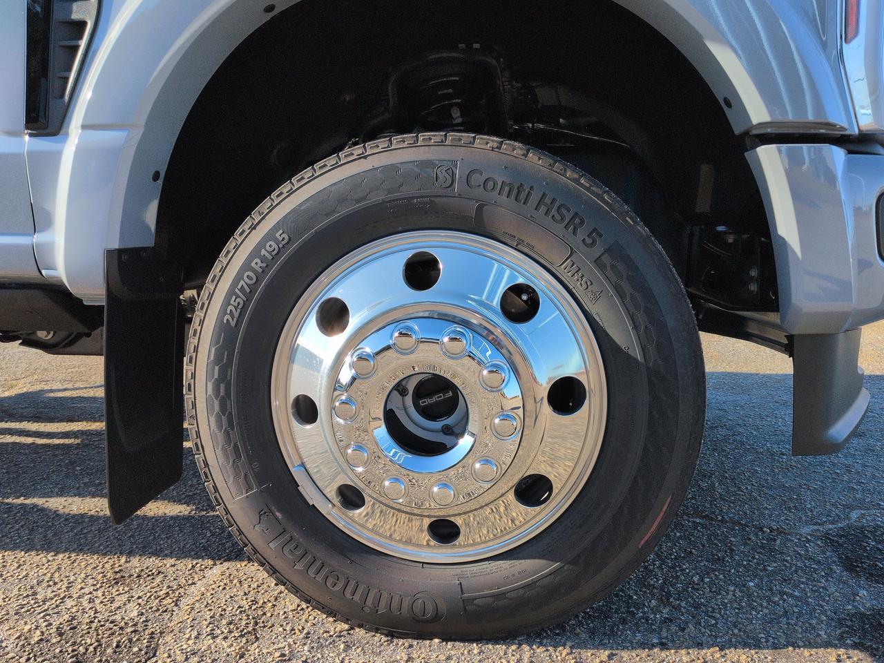 2027 Ford Super Duty F-550 DRW Base Appleton WI