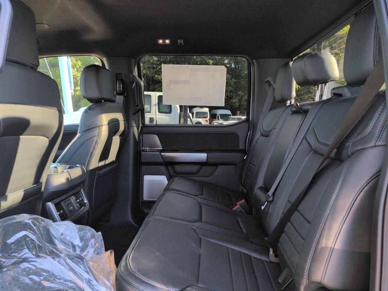 2027 Ford Super Duty F-550 DRW Base Appleton WI
