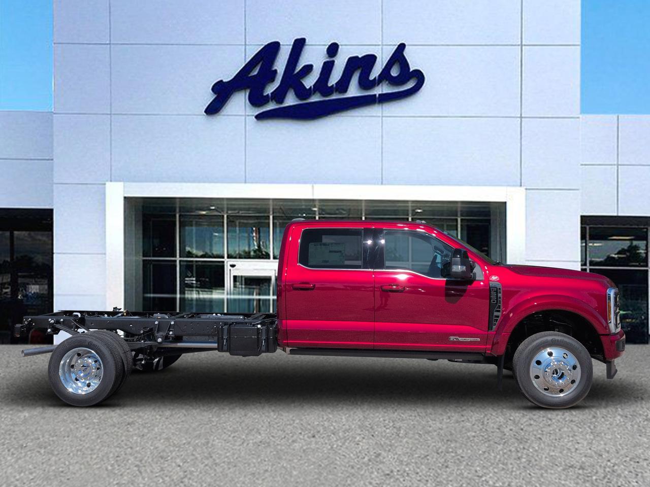 2027 Ford Super Duty F-550 DRW Base