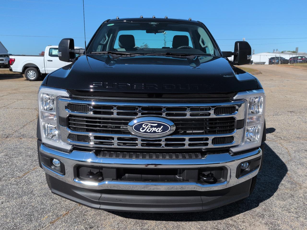 2027 Ford Super Duty F-550 DRW XL Appleton WI