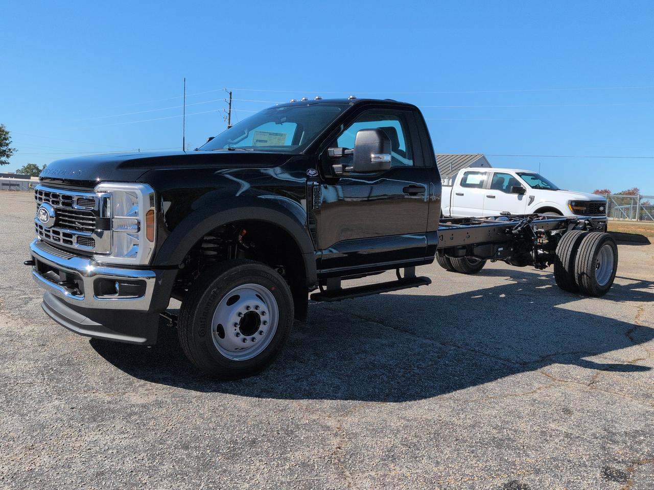 2027 Ford Super Duty F-550 DRW XL Appleton WI