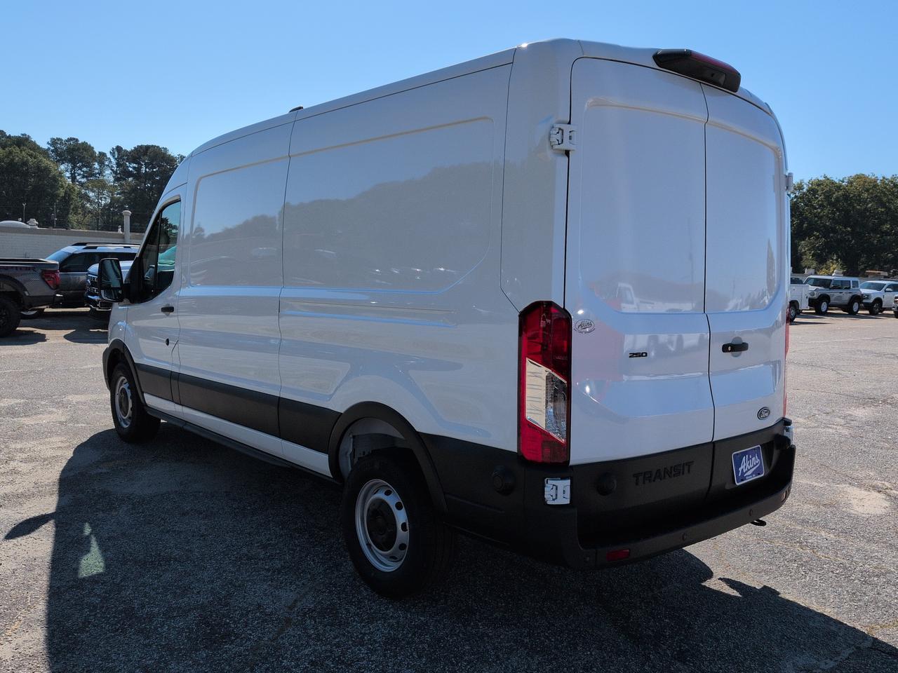 2027 Ford Transit Cargo Van Base Appleton WI