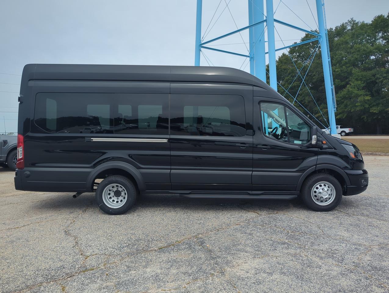 2027 Ford Transit Passenger Wagon XLT Appleton WI