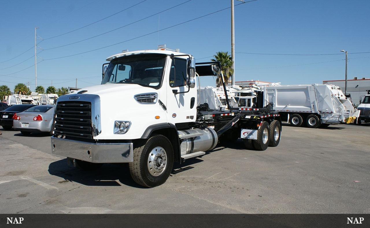 2027 Freightliner 114SD 60,000 lb Pac-Mac Roll-Off Truck
