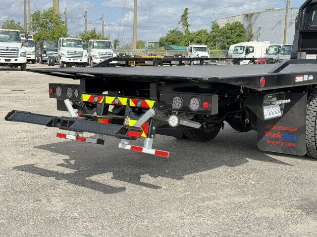 2027 Freightliner M2 106 22' Jerr-Dan Rollback Car Carrier Truck Miami FL