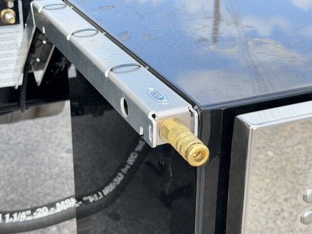 2027 Freightliner M2 106 22' Jerr-Dan Rollback Car Carrier Truck Miami FL