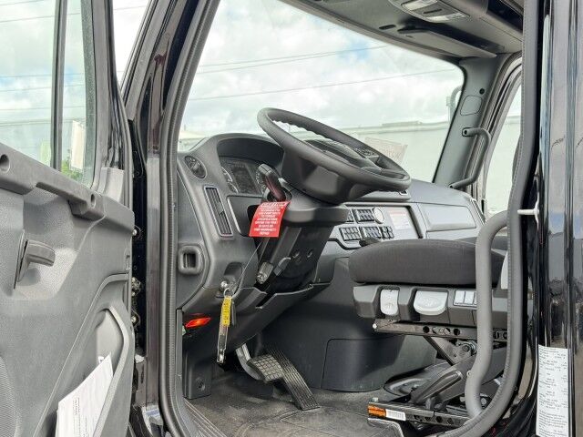 2027 Freightliner M2 106 22' Jerr-Dan Rollback Car Carrier Truck Miami FL