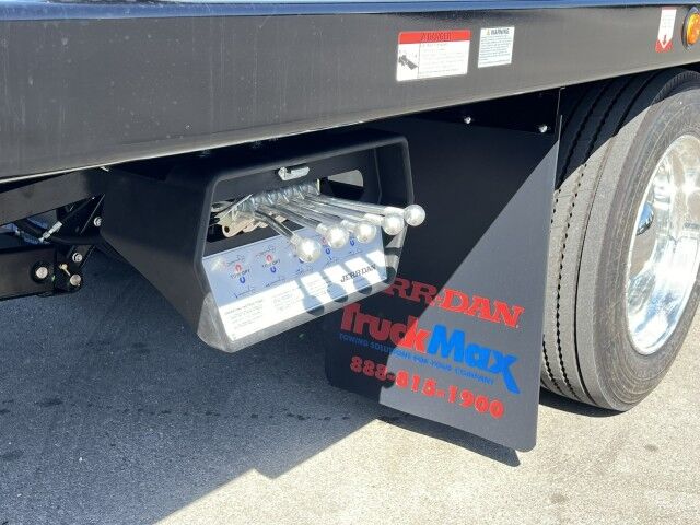 2027 Freightliner M2 106 22' Jerr-Dan Rollback Car Carrier Truck Miami FL