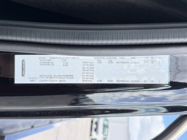 2027 Freightliner M2 106 22' Jerr-Dan Rollback Car Carrier Truck Miami FL