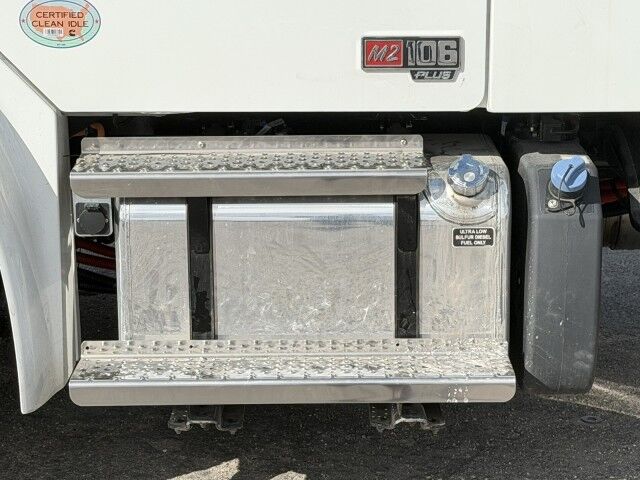 2027 Freightliner M2 106 Extended Cab 22' Jerr-Dan Rollback Car Carrier Truck Miami FL