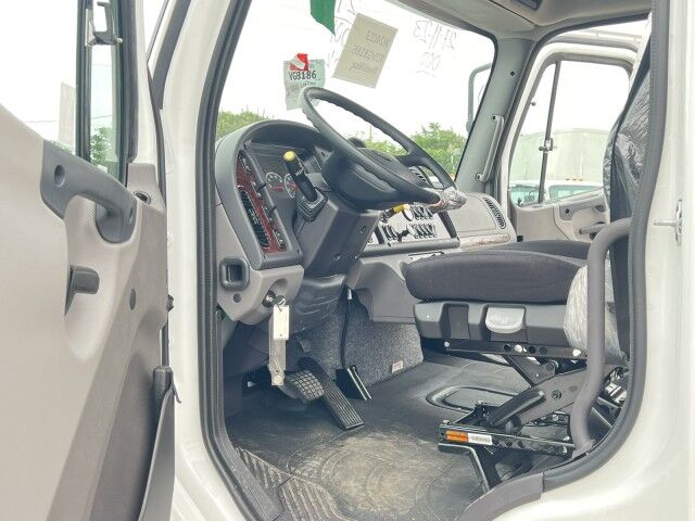 2027 Freightliner M2 Extended Cab 22' Jerr-Dan Rollback Car Carrier Truck Miami FL