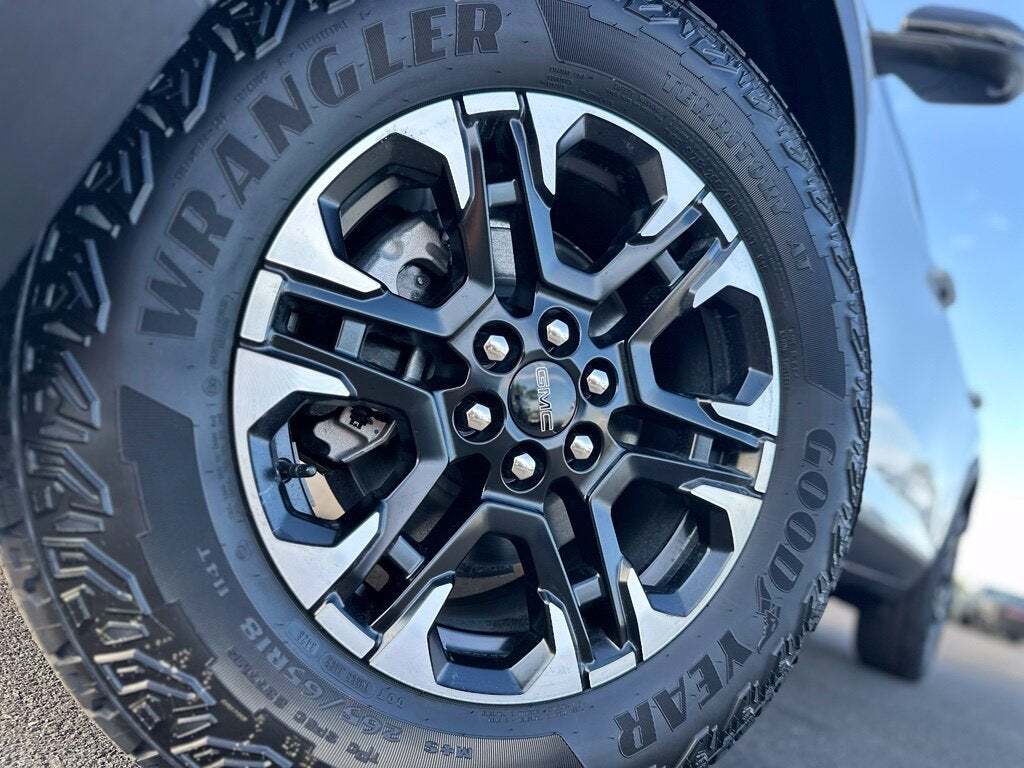 2027 GMC Acadia AT4 Tucson AZ