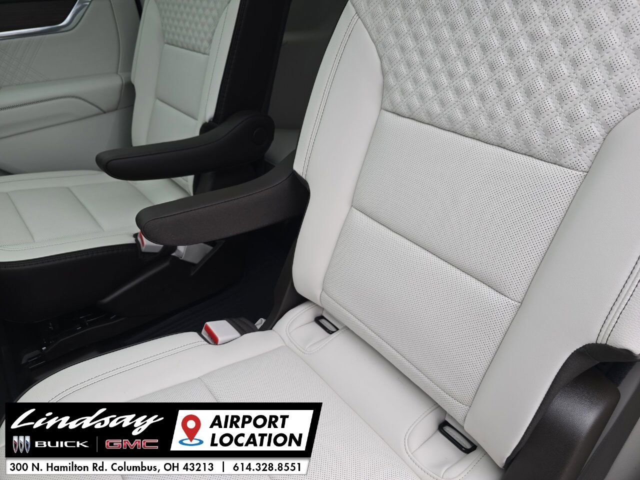 2027 GMC Acadia Denali Columbus OH