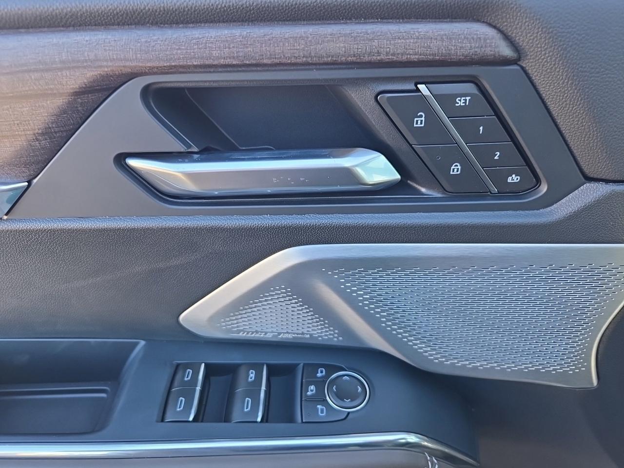2027 GMC Acadia Denali Ultimate Fredericksburg VA