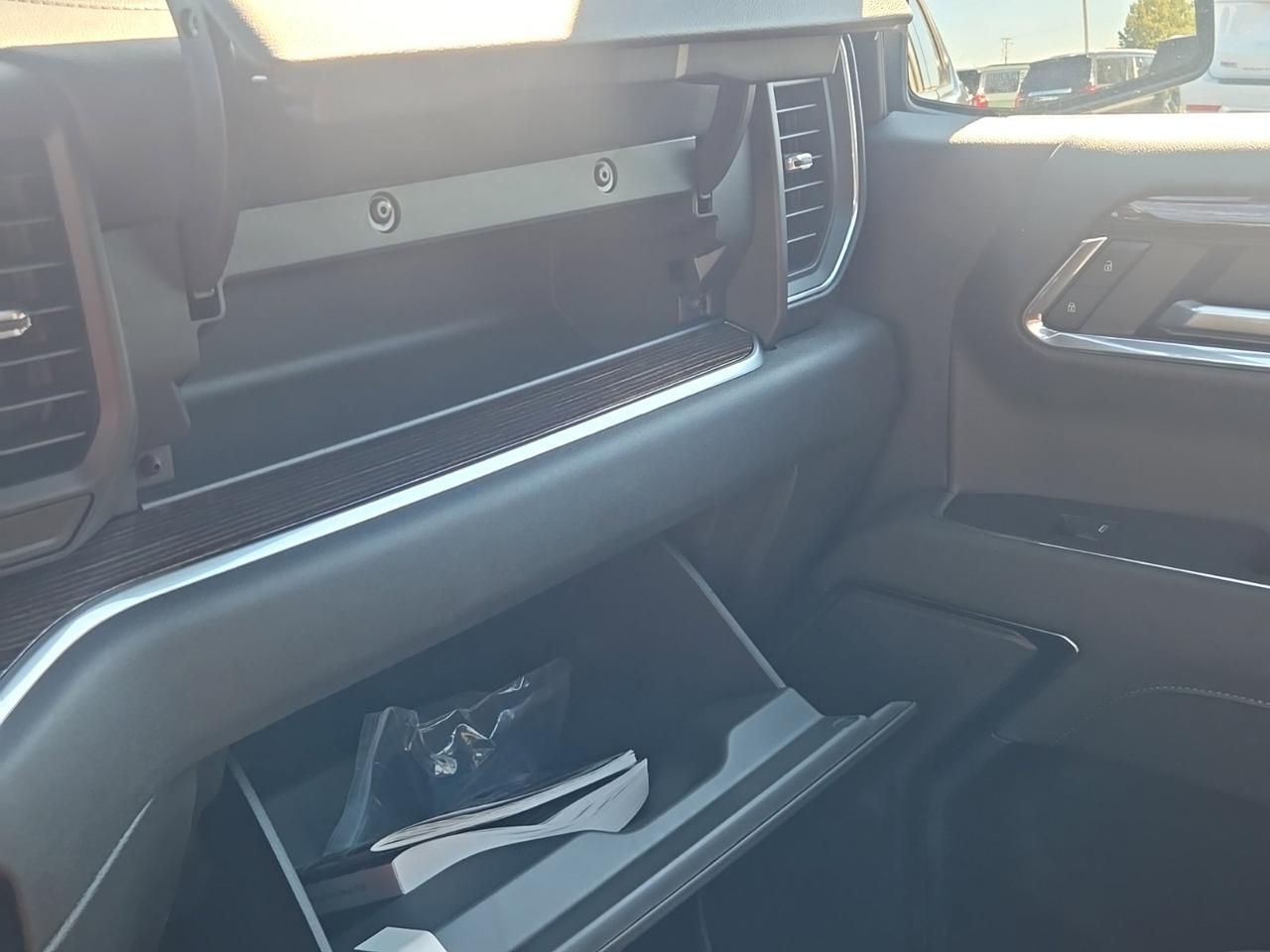 2027 GMC Acadia Elevation Fredericksburg VA