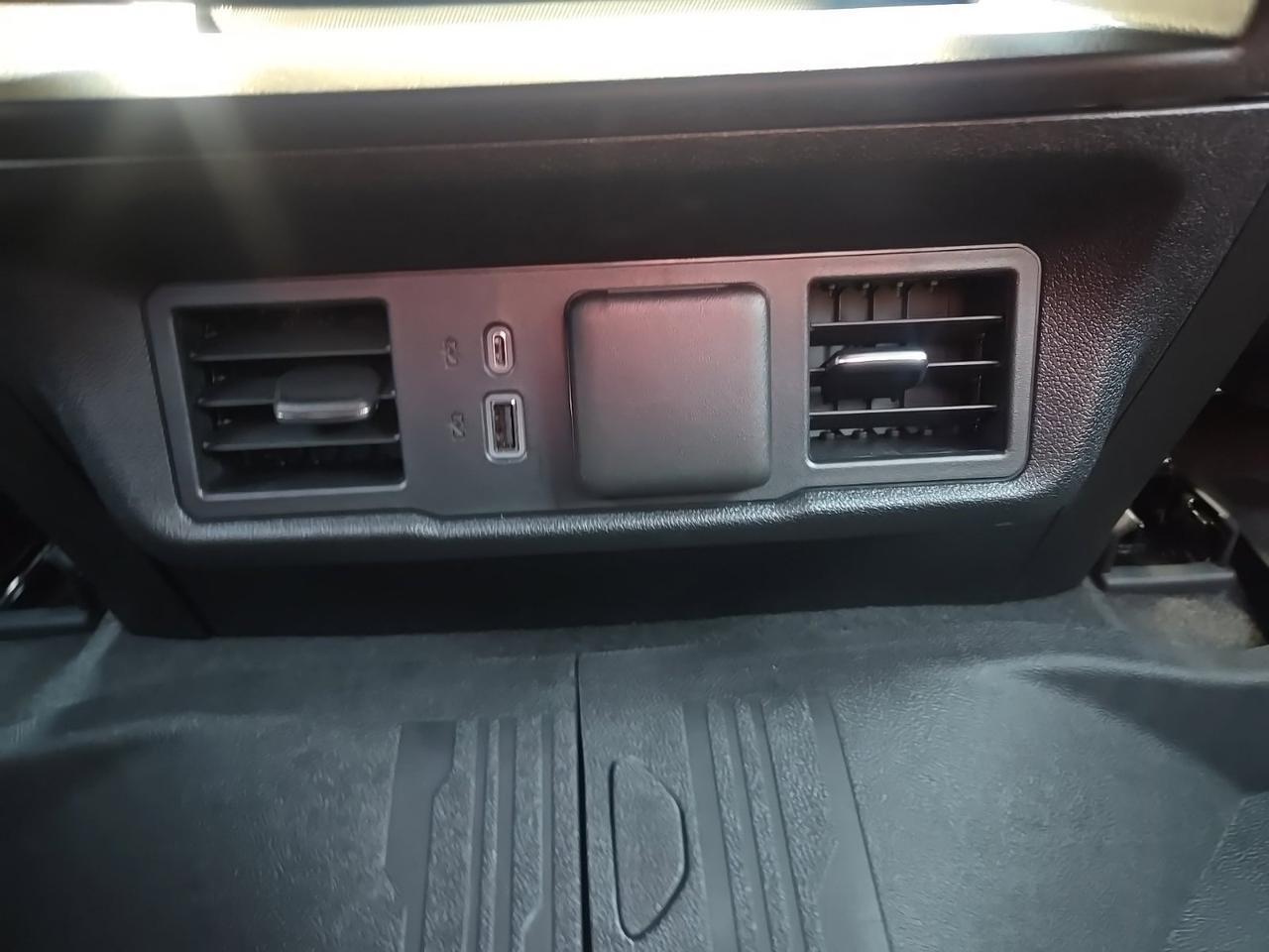 2027 GMC Acadia Elevation Fredericksburg VA