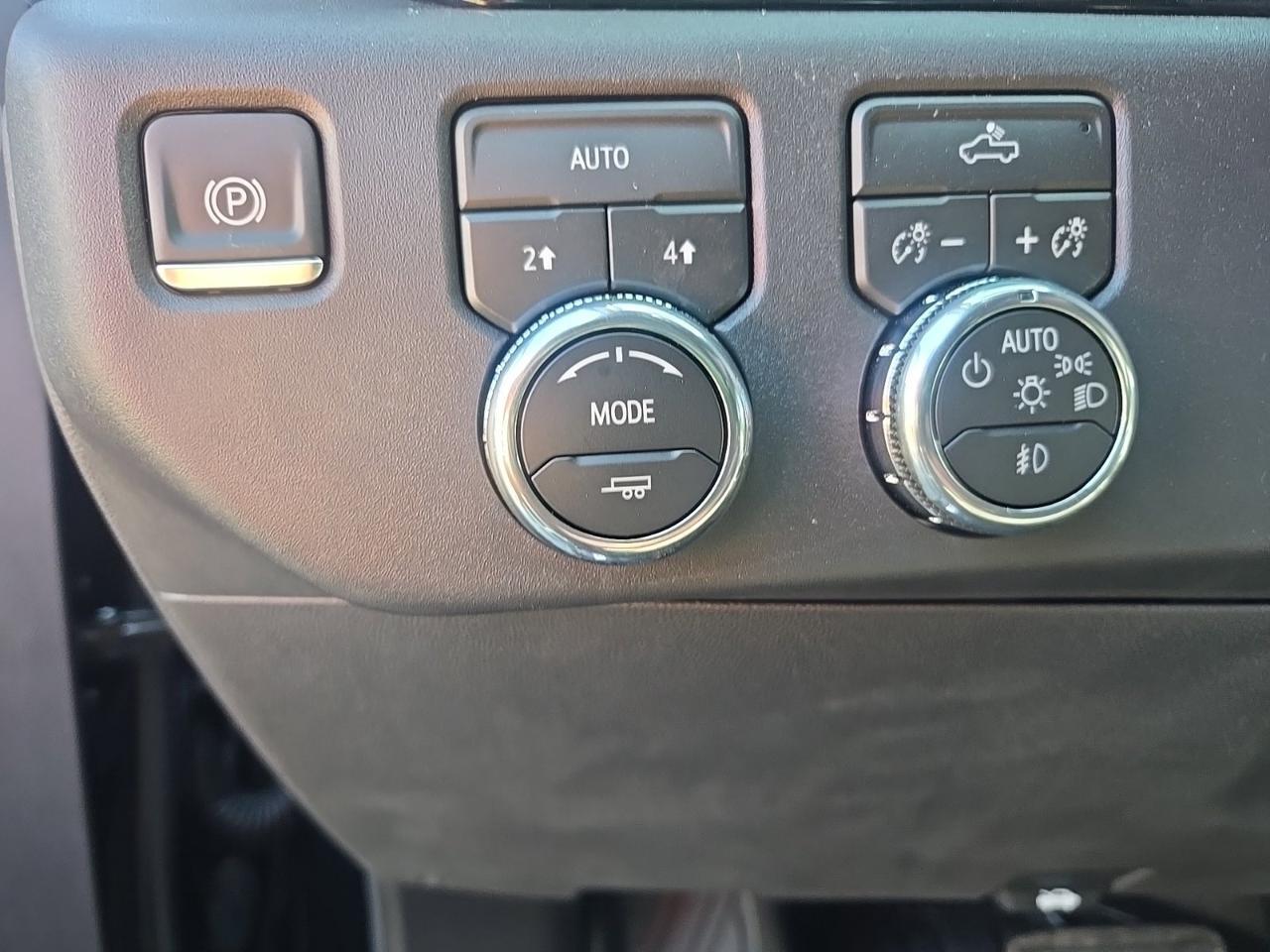2027 GMC Acadia Elevation Fredericksburg VA