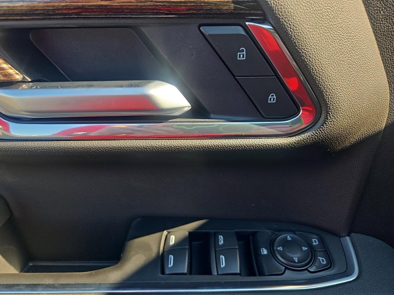 2027 GMC Acadia Elevation Fredericksburg VA