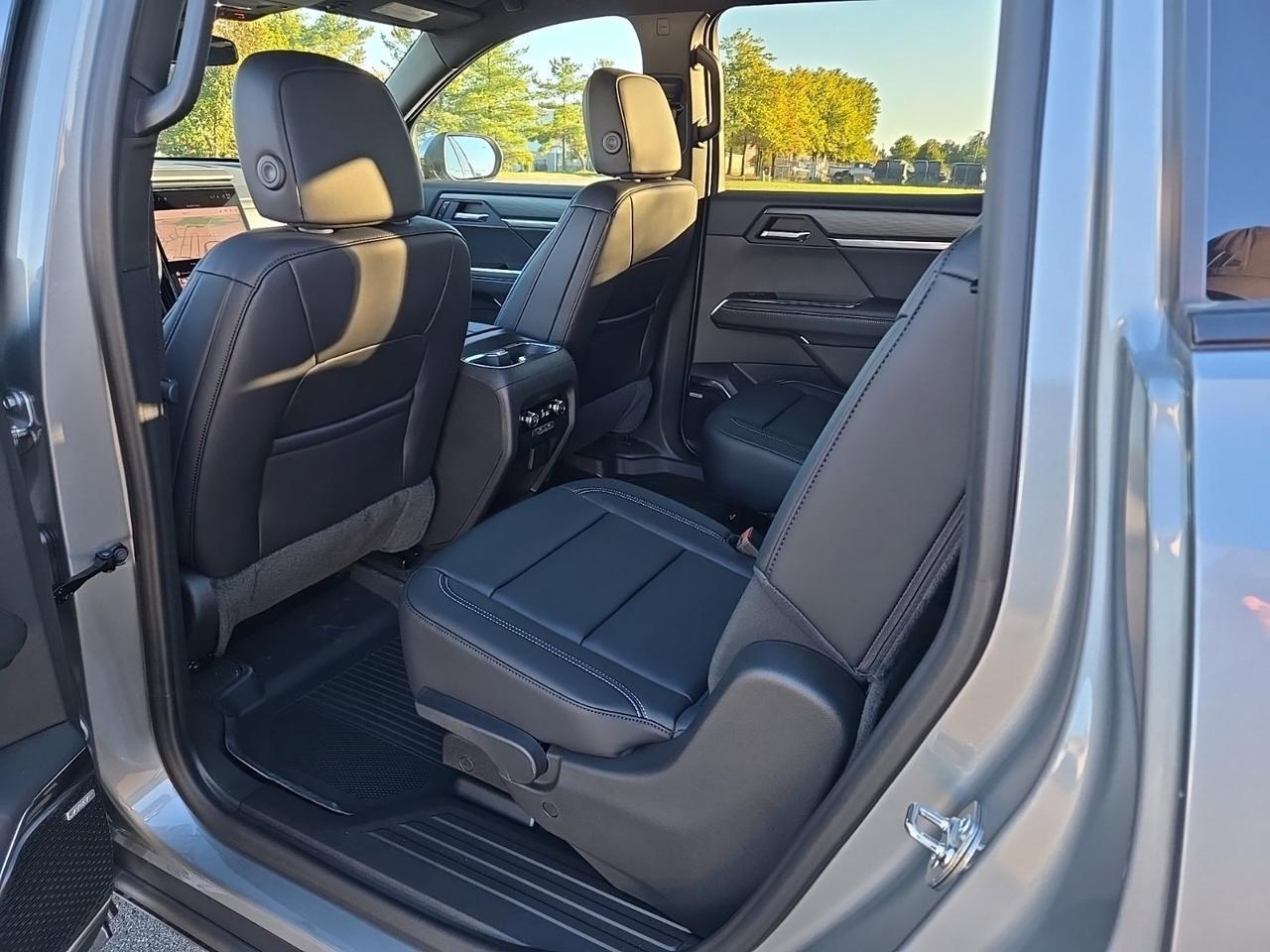 2027 GMC Acadia Elevation Fredericksburg VA