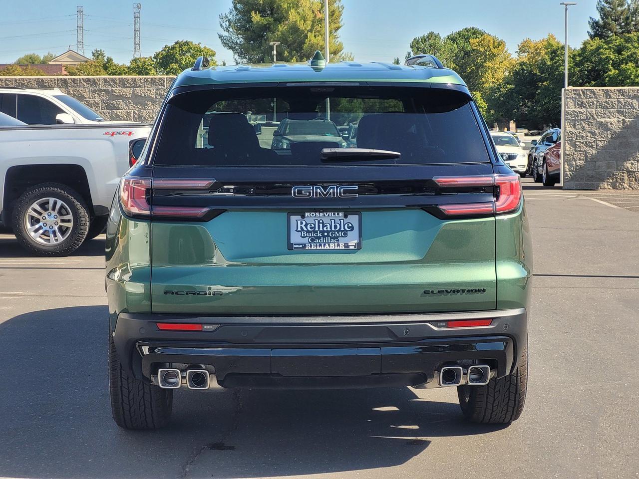 2027 GMC Acadia FWD Elevation Roseville CA