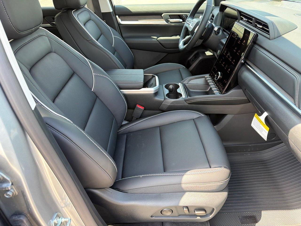 2027 GMC Terrain AWD Denali Hagerstown MD
