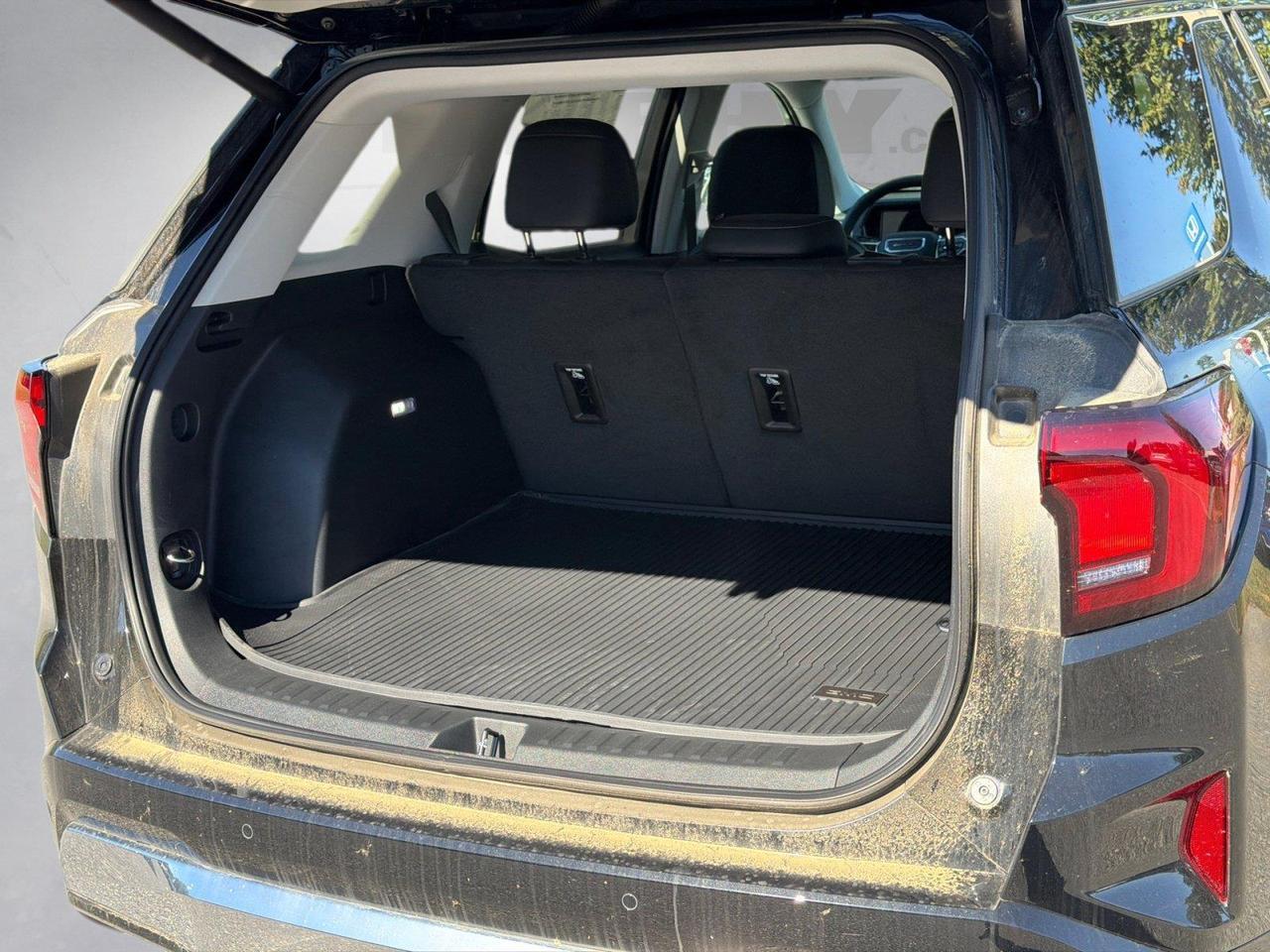 2027 GMC Terrain AWD Denali Hagerstown MD
