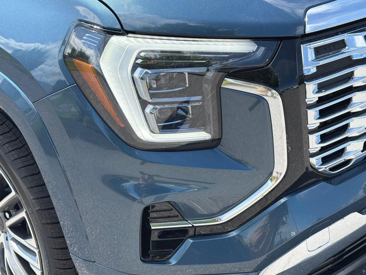 2027 GMC Terrain AWD Denali Hagerstown MD