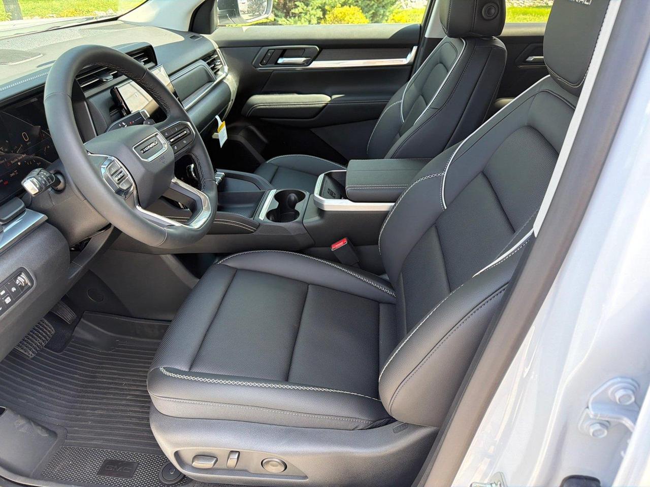 2027 GMC Terrain AWD Denali Hagerstown MD