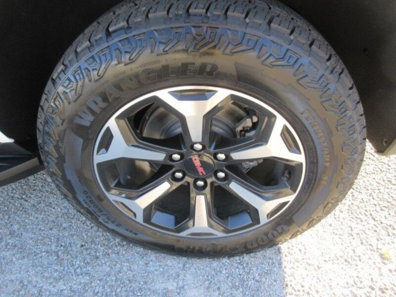 2027 GMC Yukon AT4 Saint George SC