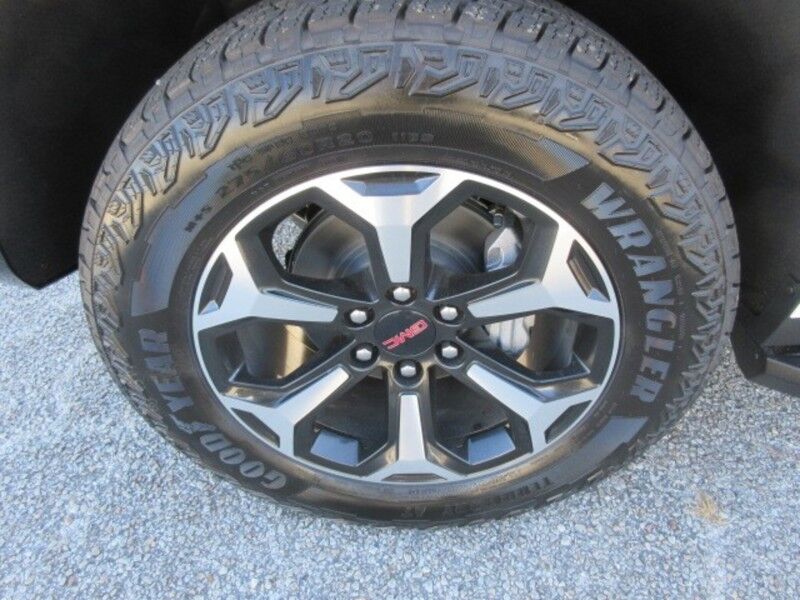2027 GMC Yukon AT4 Saint George SC