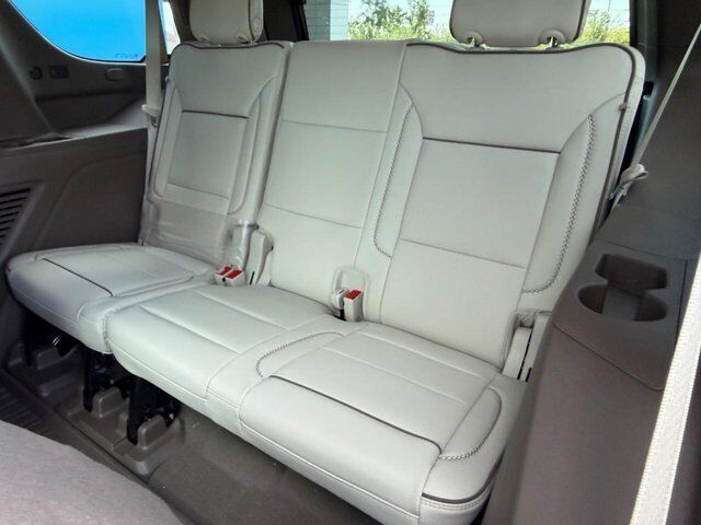 2027 GMC Yukon Denali Farmington MO