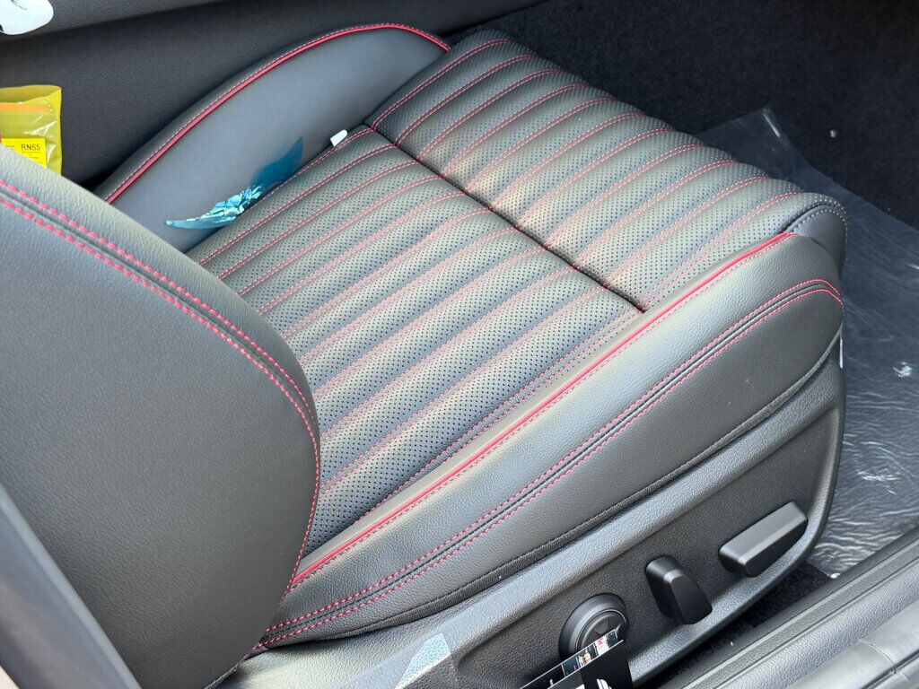 2027 Genesis G70 2.5T Sport Prestige Chantilly VA