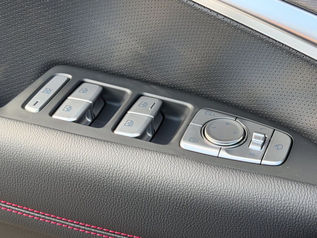 2027 Genesis G70 2.5T Sport Prestige Chantilly VA